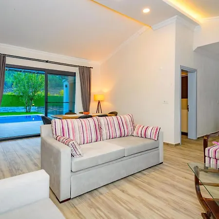 Outstanding Near Historical Area In